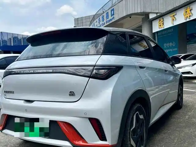 BYD Dolphin 2022