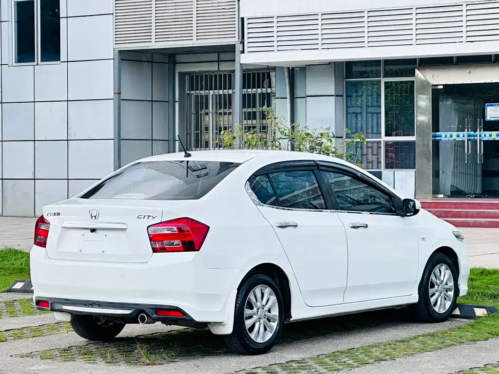 Honda City Classic 2012 — фото 13