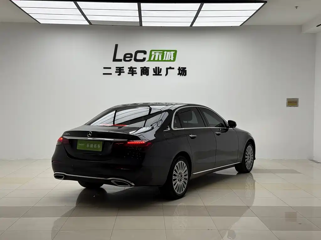 Mercedes-Benz E-Class 2023