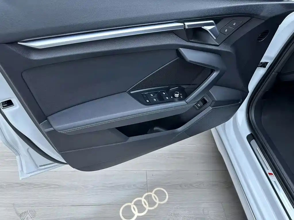 Audi A3 2022 — фото 17