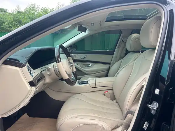 Mercedes-Benz S-Class 2020