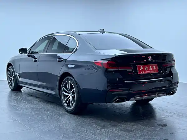 BMW 5 Series 2023