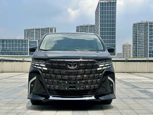 Toyota Alphard 2024