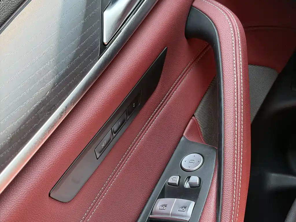 BMW 5 Series New Energy 2021 — фото 16