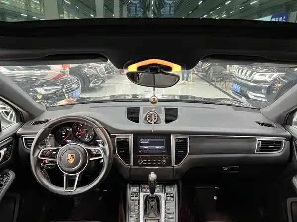Porsche Macan 2017