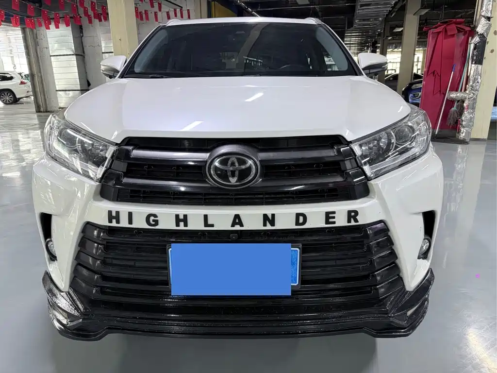 Toyota Highlander 2018 — фото 2
