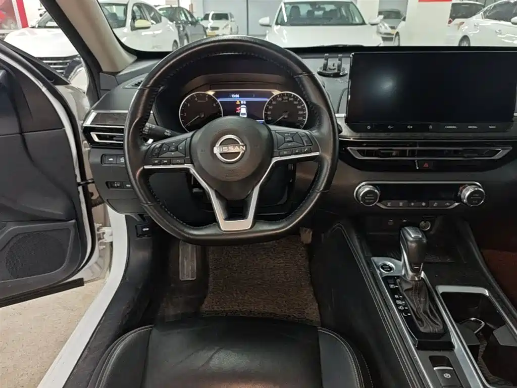 Nissan Teana 2024 — фото 11