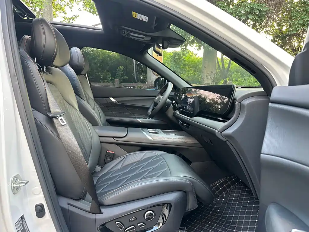Changan CS75PLUS 2025 — фото 15