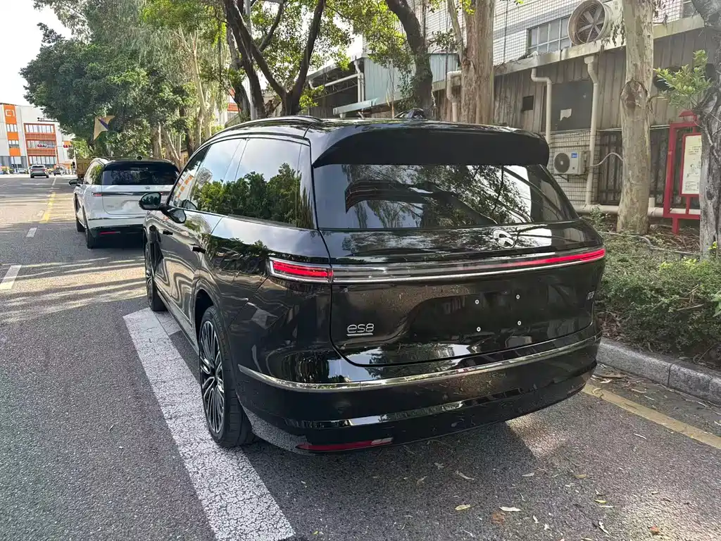 NIO ES8 2026