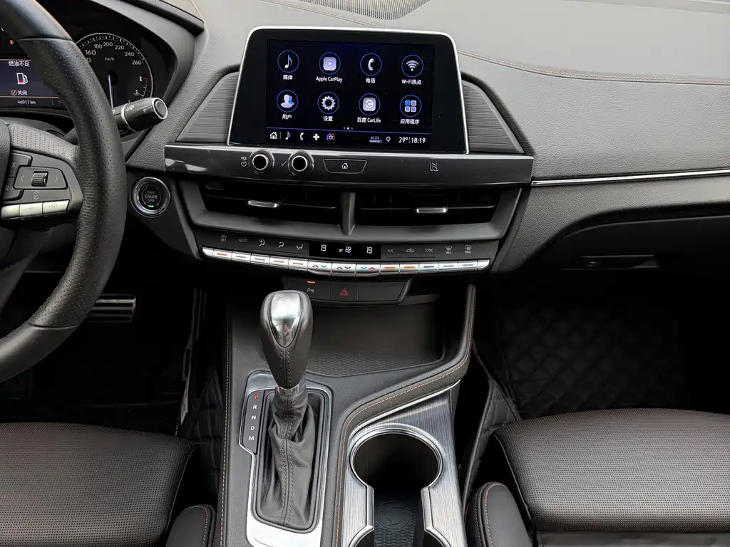 Cadillac CT4 2020 — фото 15