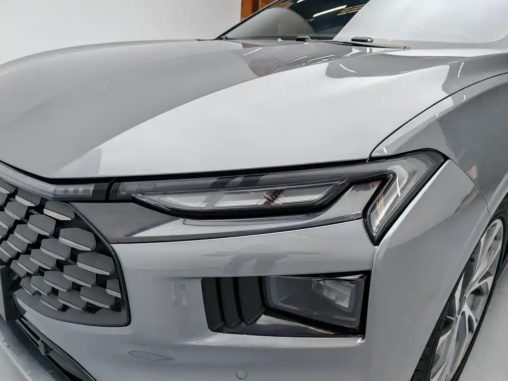 Ford Mondeo 2022 — фото 12