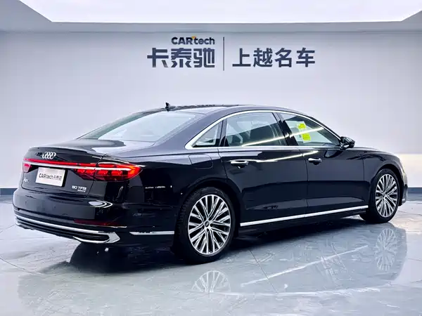Audi A8 2025