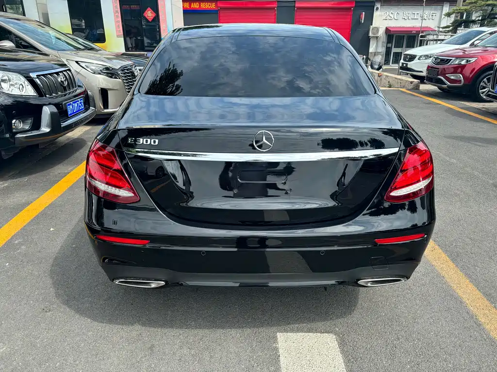 Mercedes-Benz E-Class 2017 — фото 5