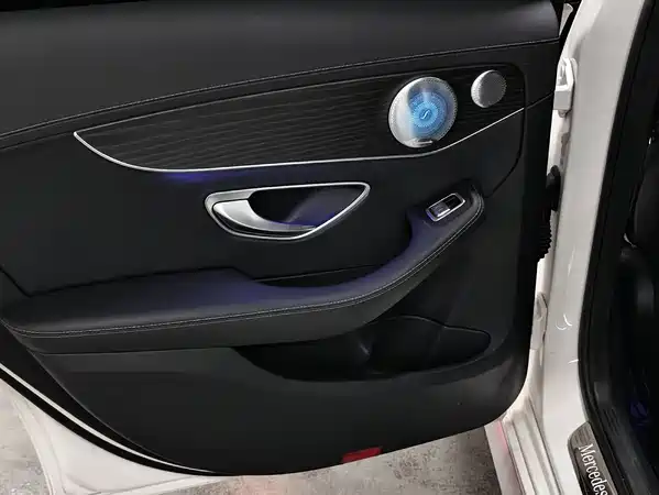 Mercedes-Benz C-Class 2021