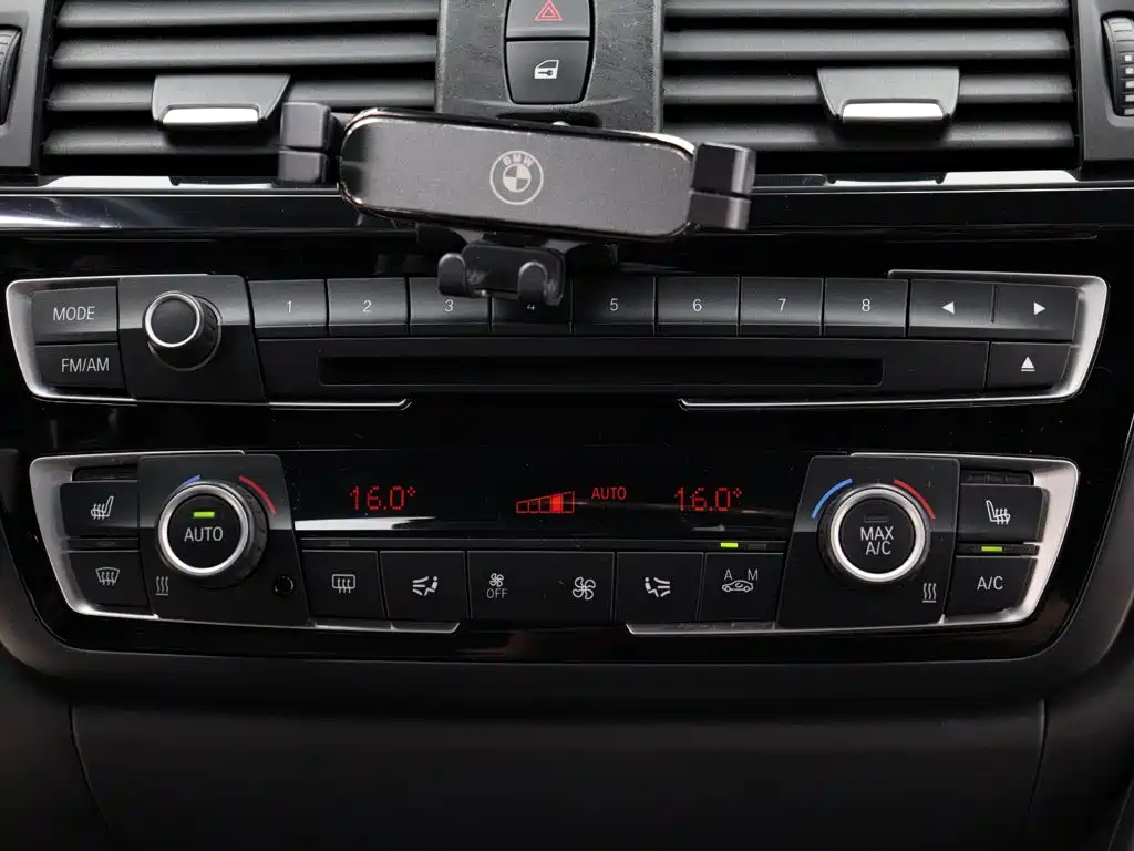BMW M4 2018 — фото 17