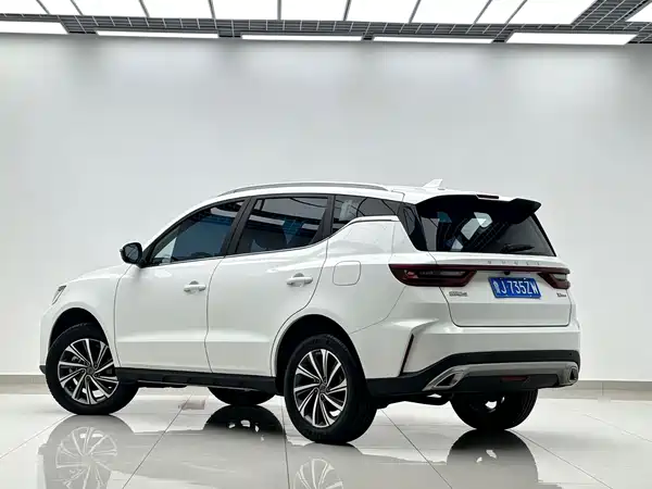 Geely Vision X6 2022