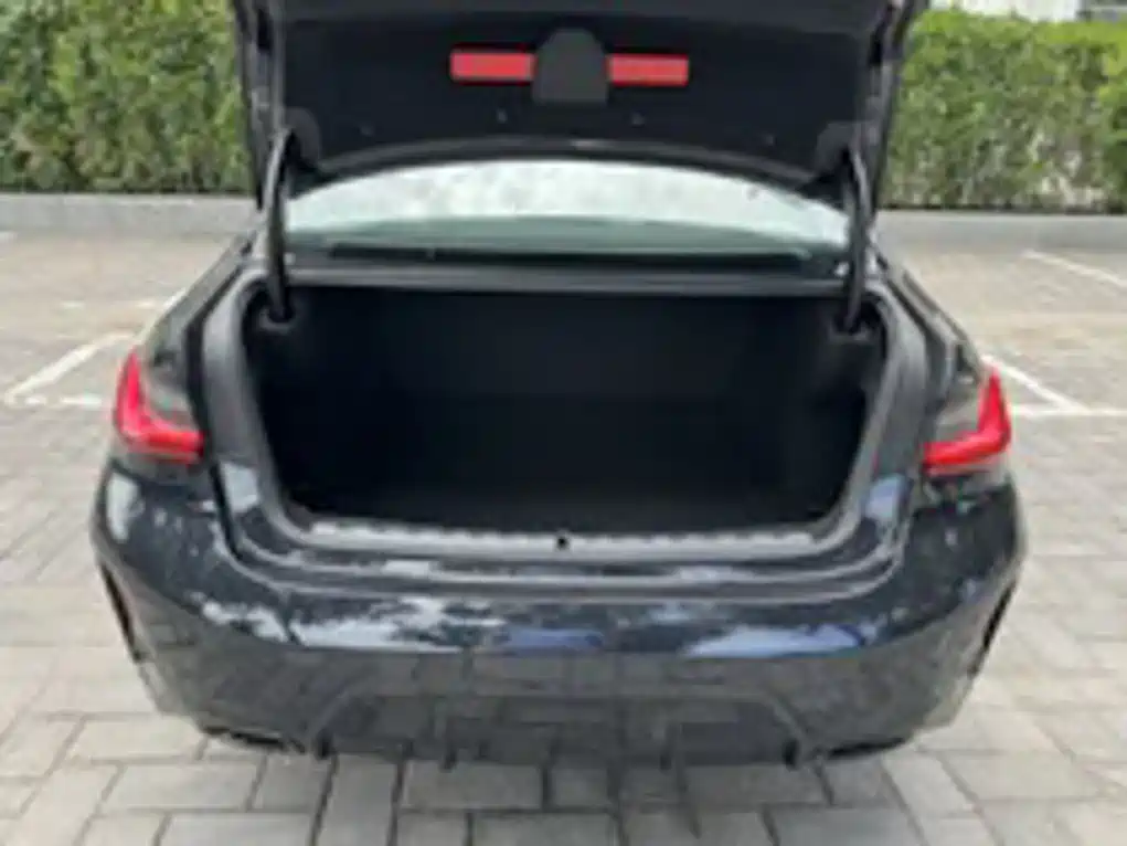 BMW 3 Series 2025