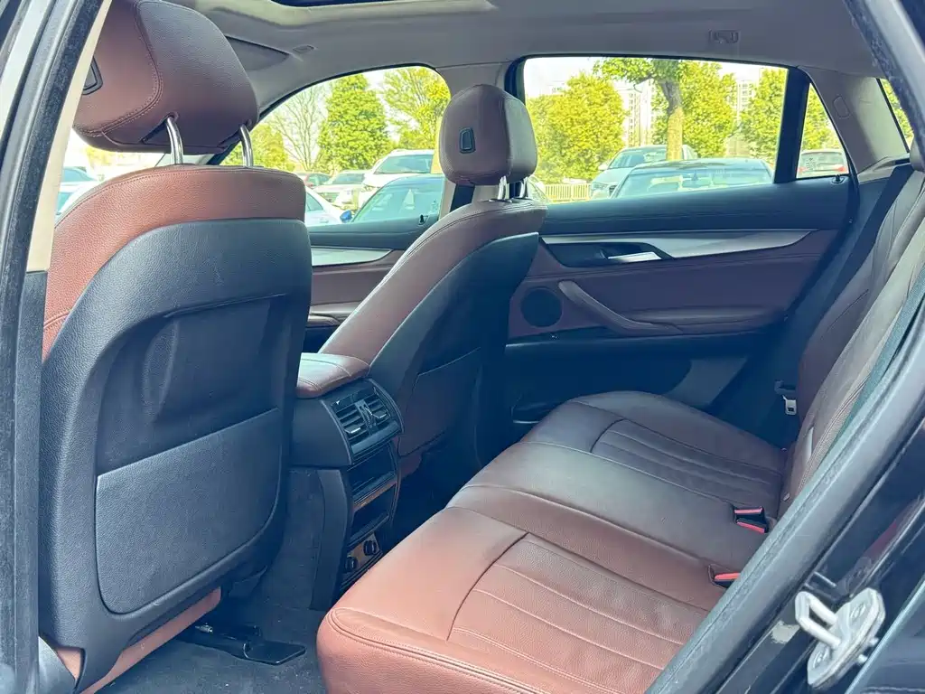 BMW X6 2015