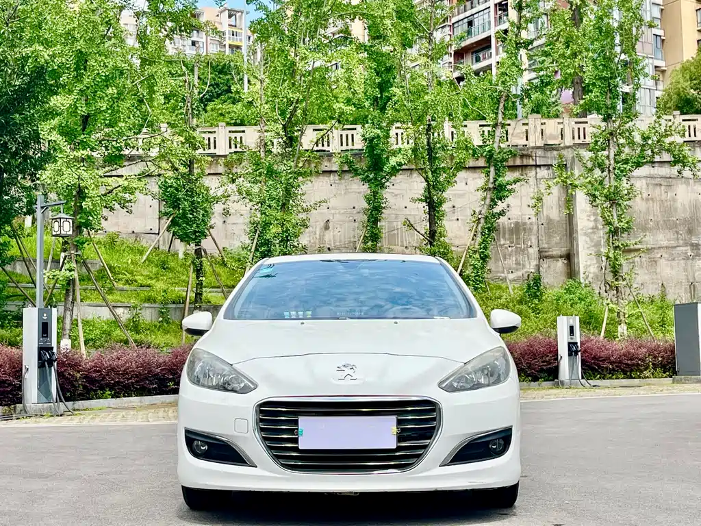 Peugeot 308 2014