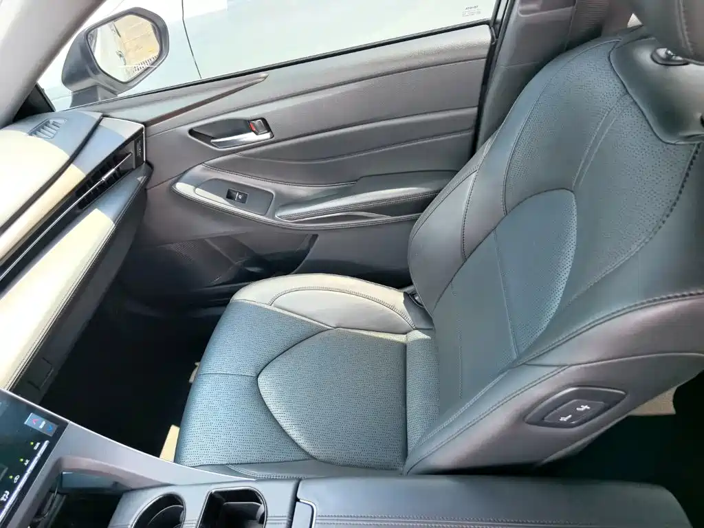 Toyota Avalon 2021 — фото 10