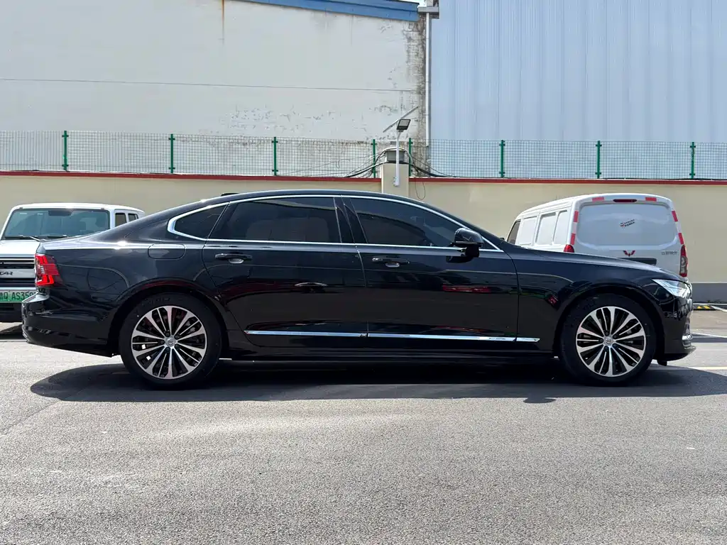Volvo S90 2024 — фото 13