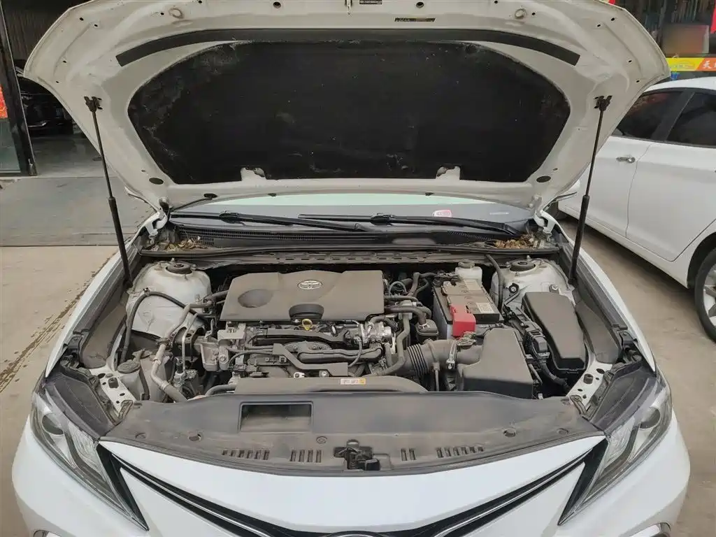 Toyota Camry 2022 — фото 16