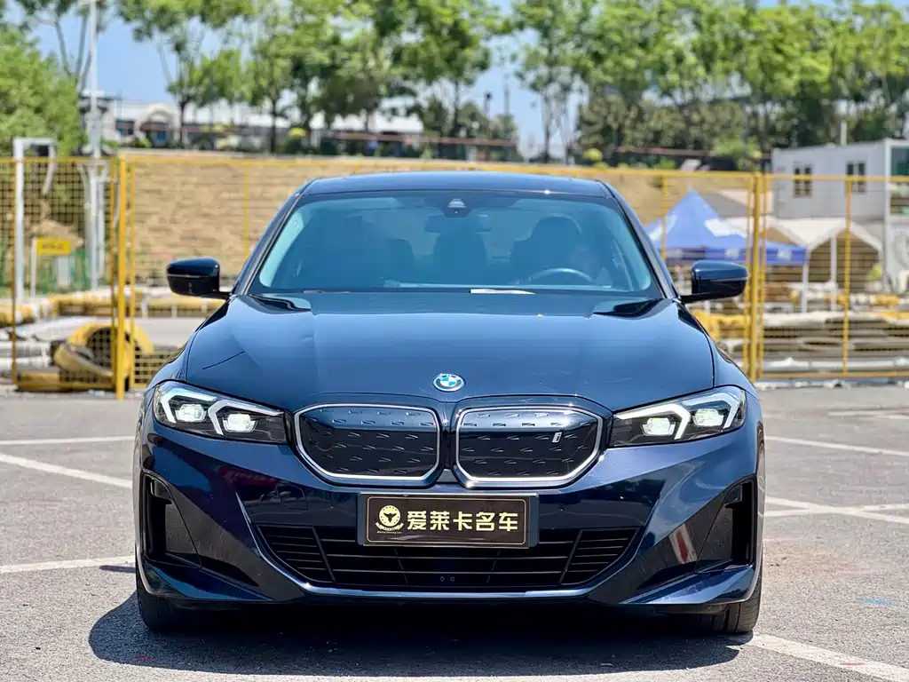 BMW i3 2023