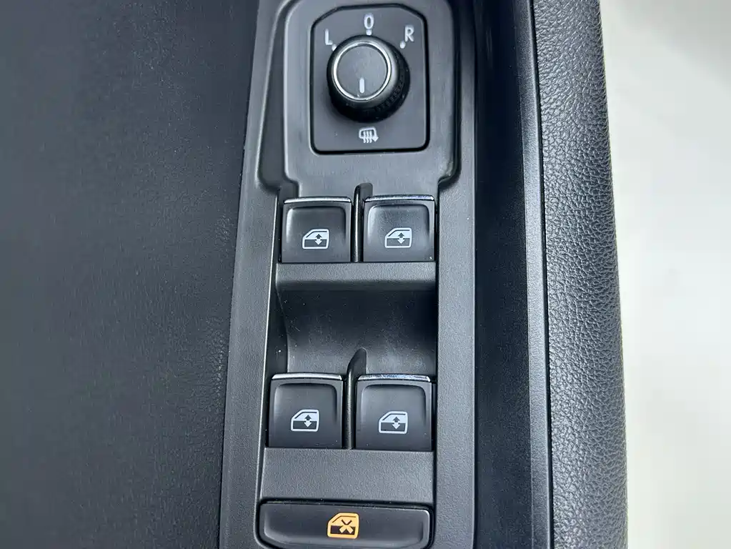 Skoda Karoq 2022 — фото 17
