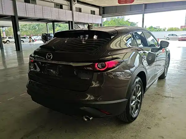 Mazda CX-4 2020