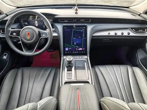 Hongqi H5 2025