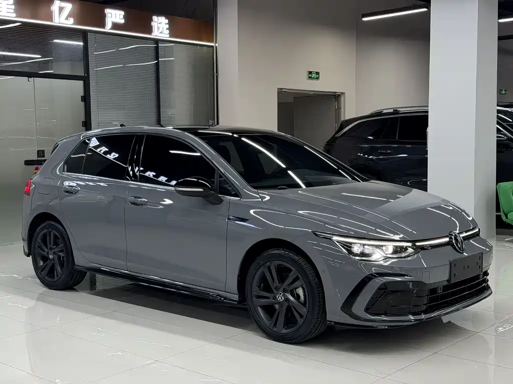 Volkswagen Golf 2023