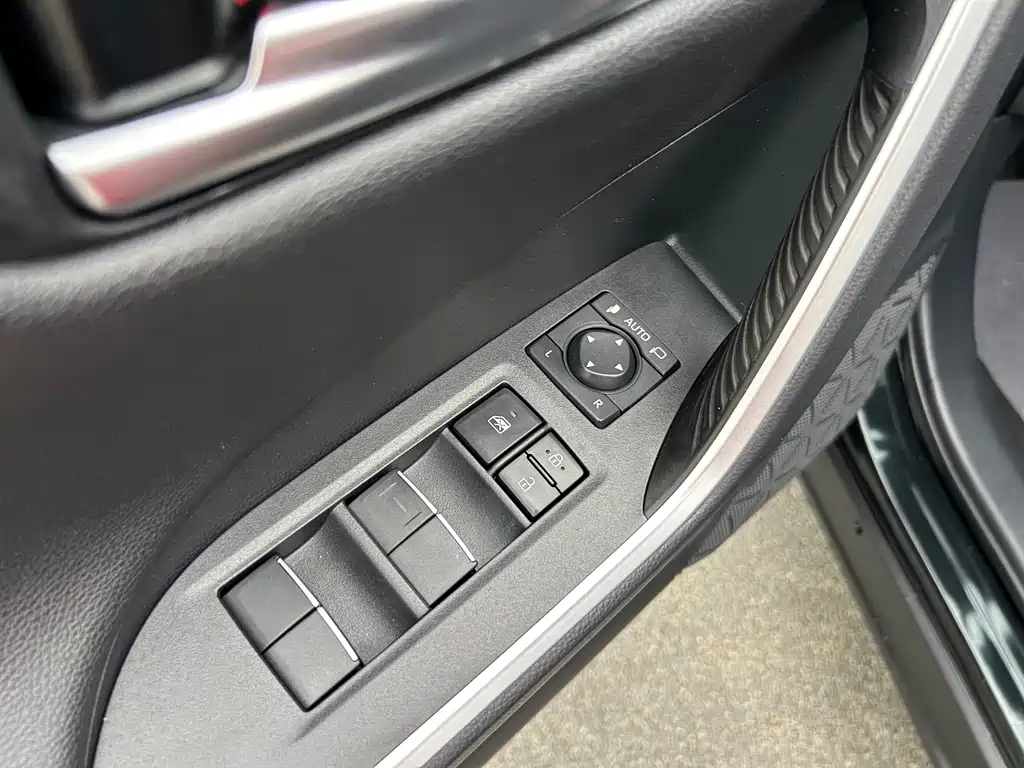 Toyota Wildlander 2022 — фото 17