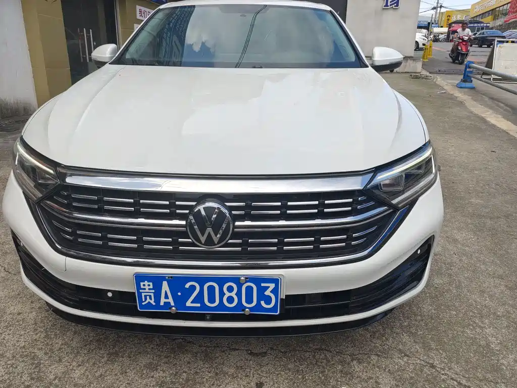 Volkswagen Sagitar 2023