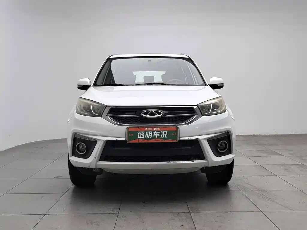Chery Tiggo 3 2015 — фото 3
