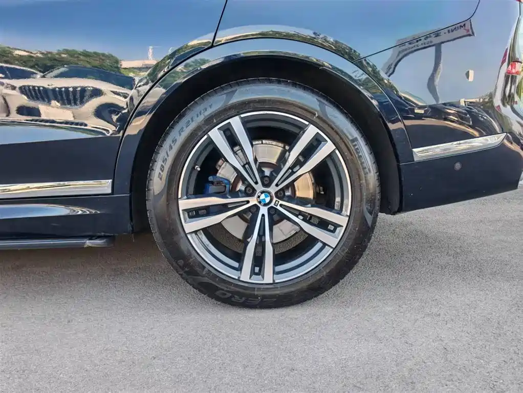 BMW X7 2022