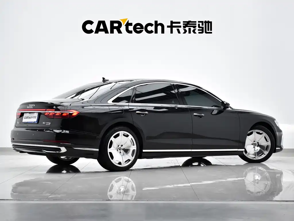 Audi A8 2024 — фото 25