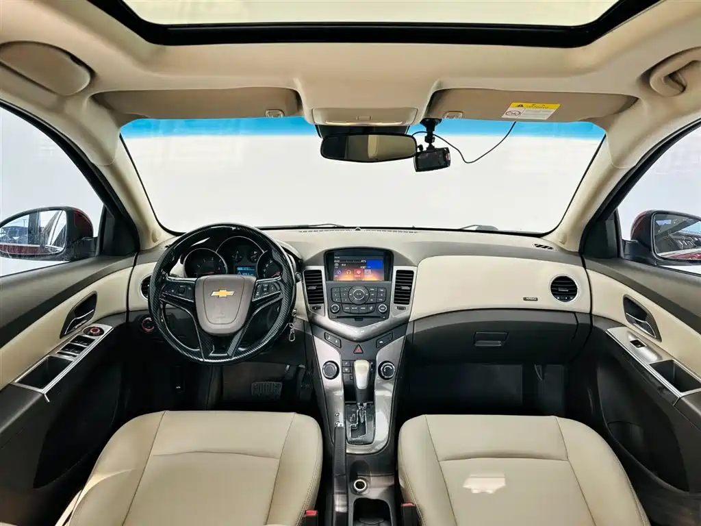 Chevrolet Cruze 2016 — фото 15