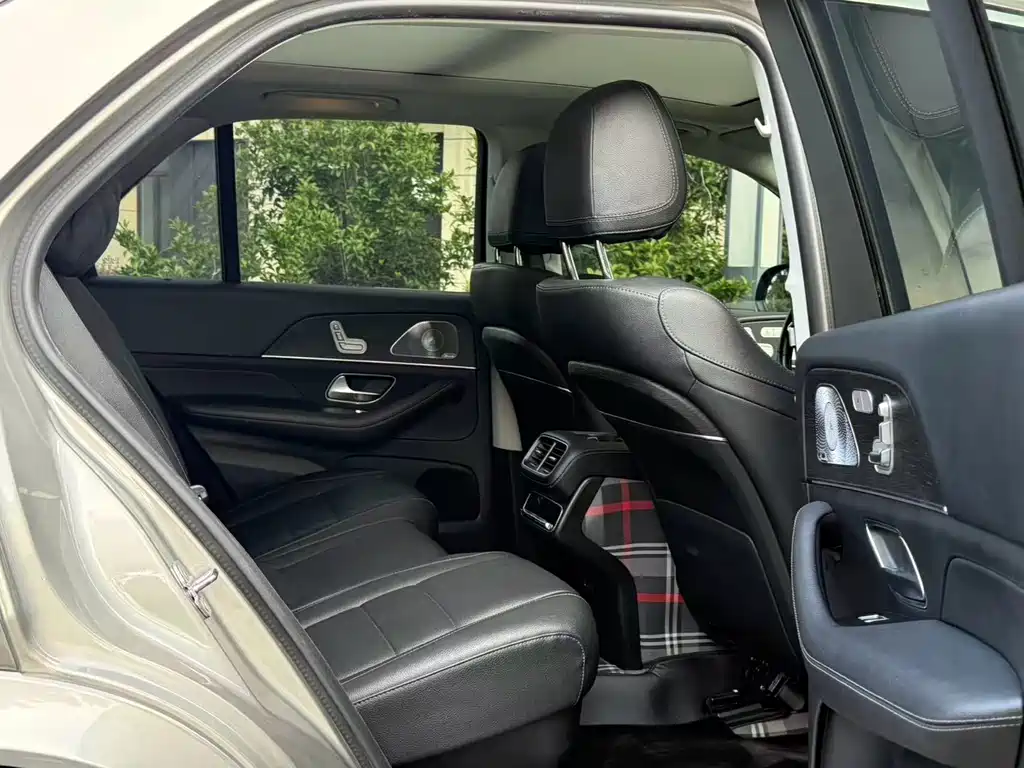 Mercedes-Benz GLE 2021