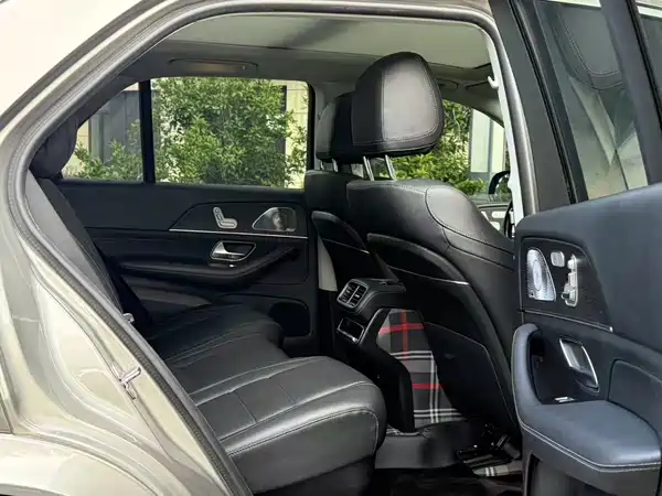 Mercedes-Benz GLE 2021
