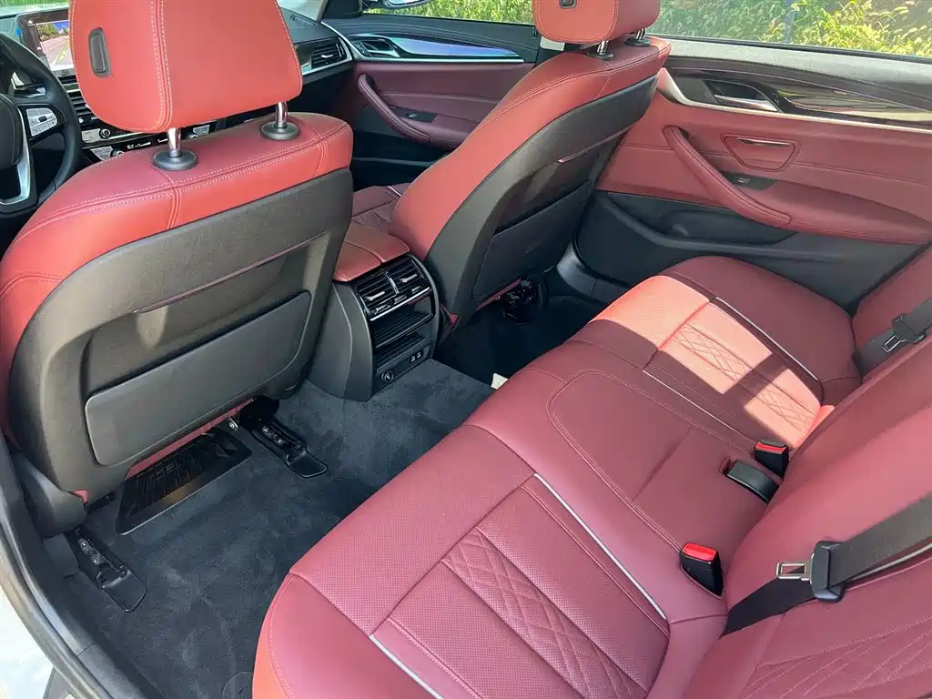 BMW 5 Series 2023 — фото 12