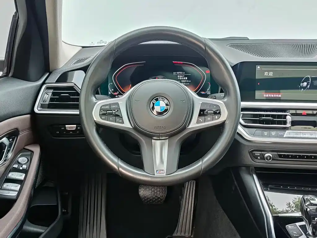 BMW 3 Series 2021 — фото 17