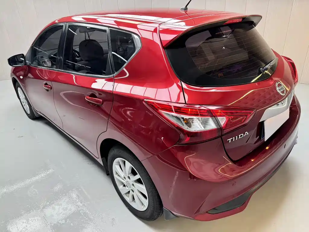 Nissan Tiida 2017