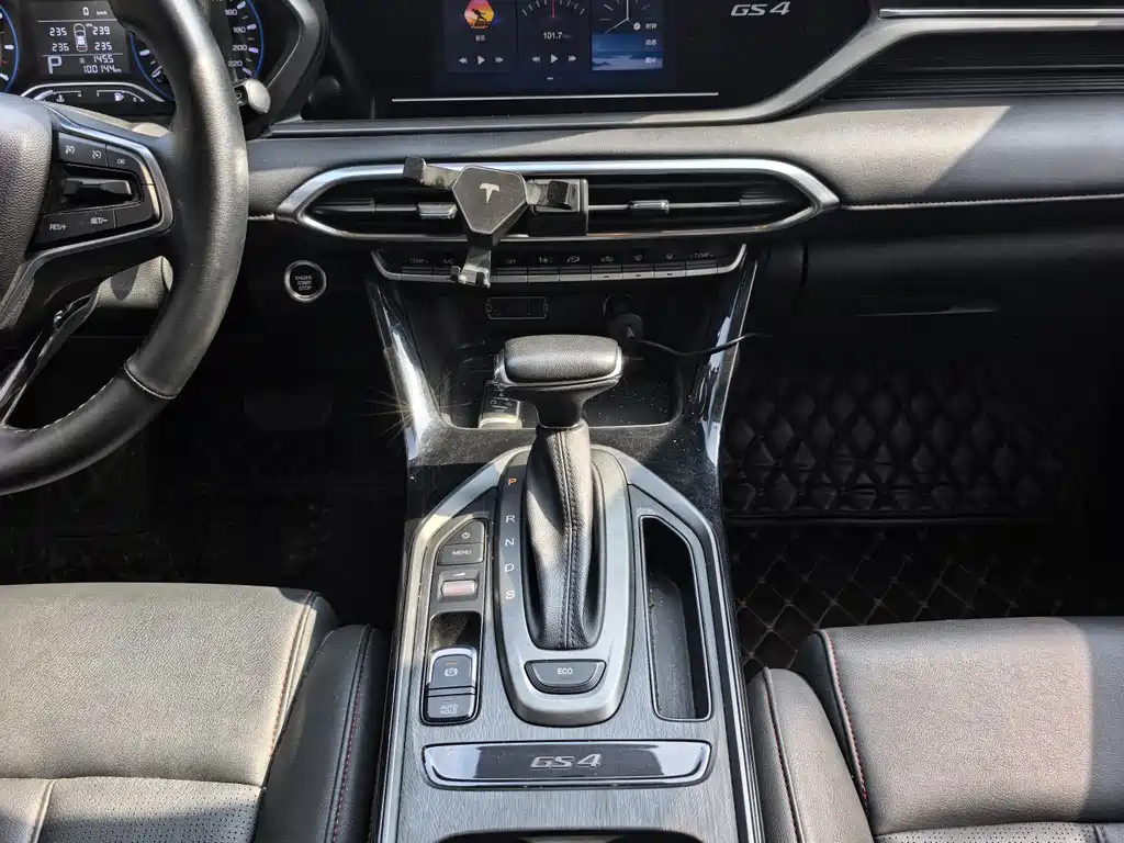 GAC Trumpchi GS4 2020 — фото 12