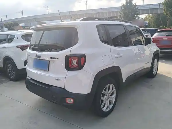 Jeep Freeman 2017