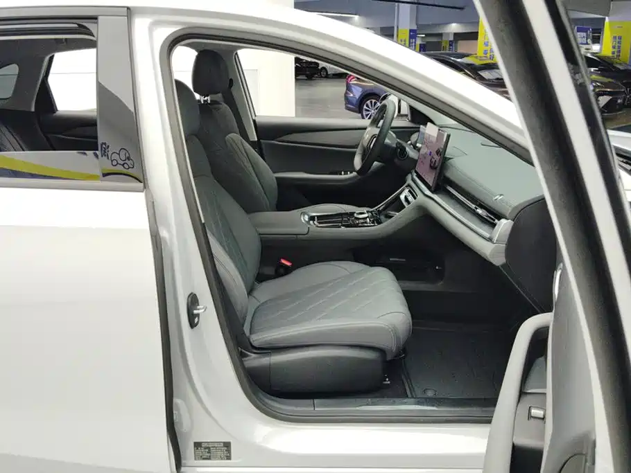 Geely Galaxy A7 EM 2025 — фото 8