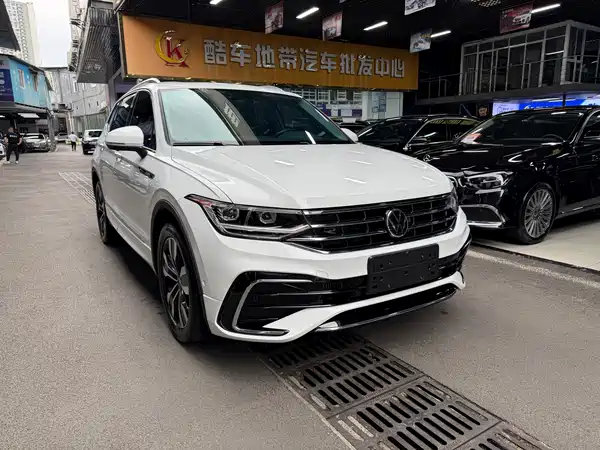 Volkswagen Tiguan L 2024