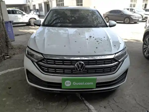 Volkswagen Sagitar 2025