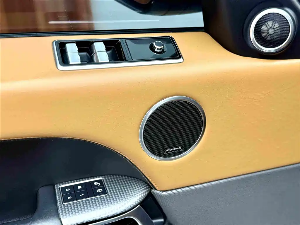 Land Rover Range Rover Sport 2018 — фото 15