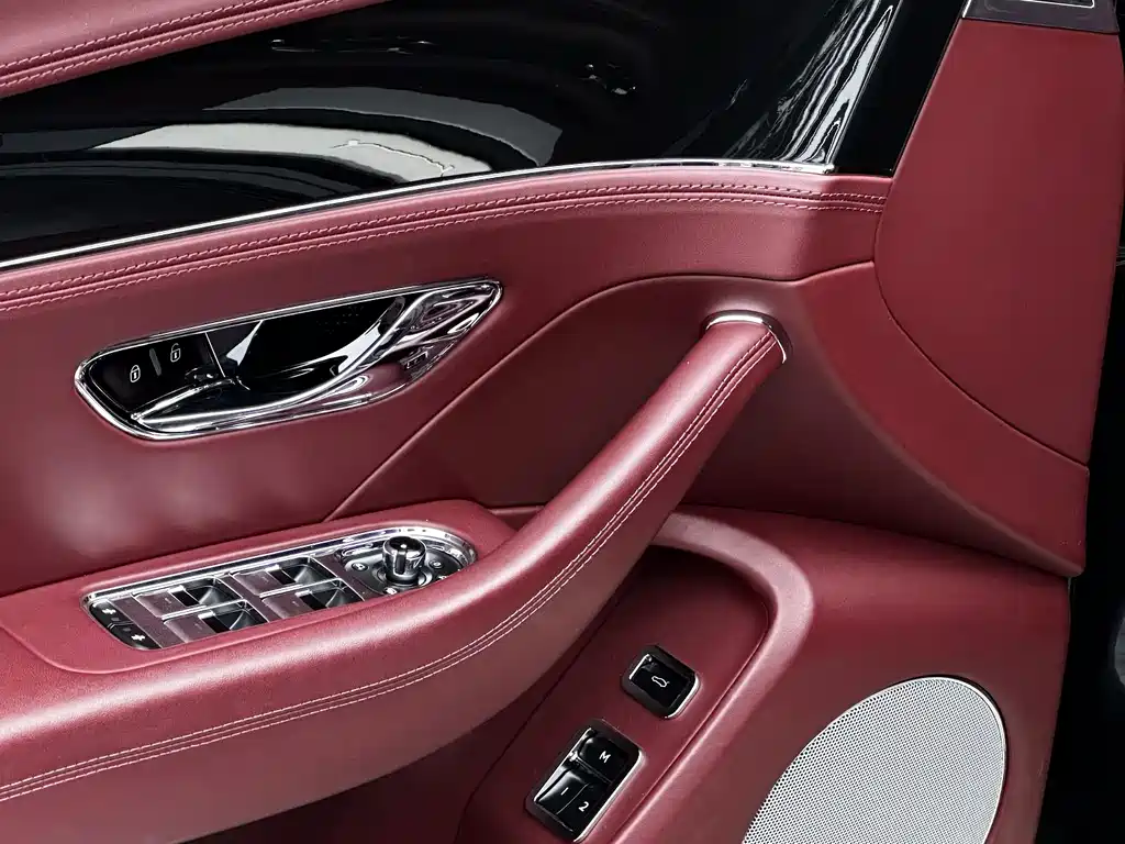 Bentley Flying Spur 2020 — фото 12