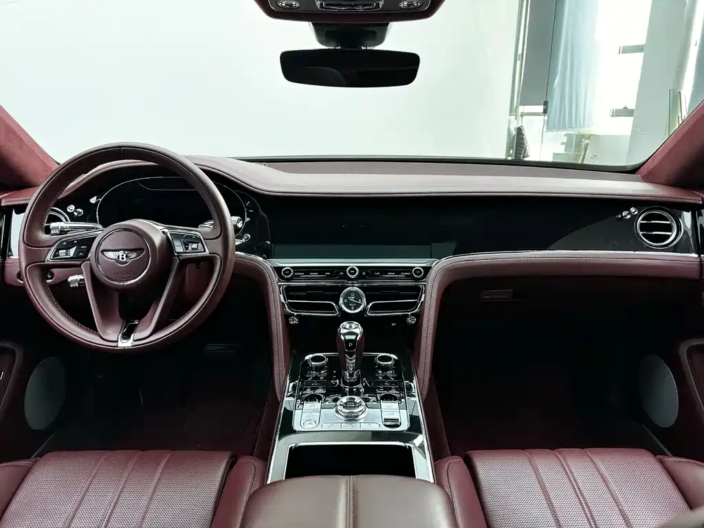 Bentley Flying Spur 2020 — фото 24